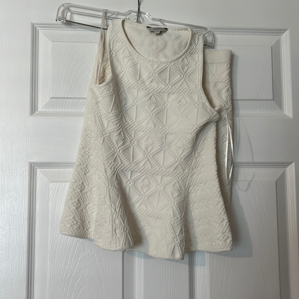 Guess elegant skirt and top set